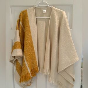 Wool wrap/poncho style, super cute, one size fits all, Ann Nashburn